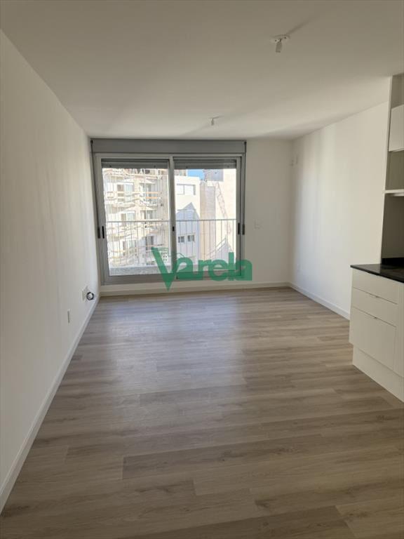 Venta Apartamento 1 dormitorio contra frente piso