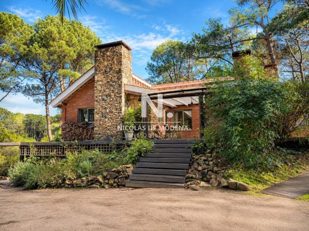 En venta en Punta Ballena, casa de 4 dormitorios