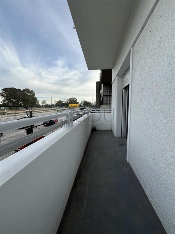 Alquiler apartamento 2 dormitorios con balcón en La Blanque