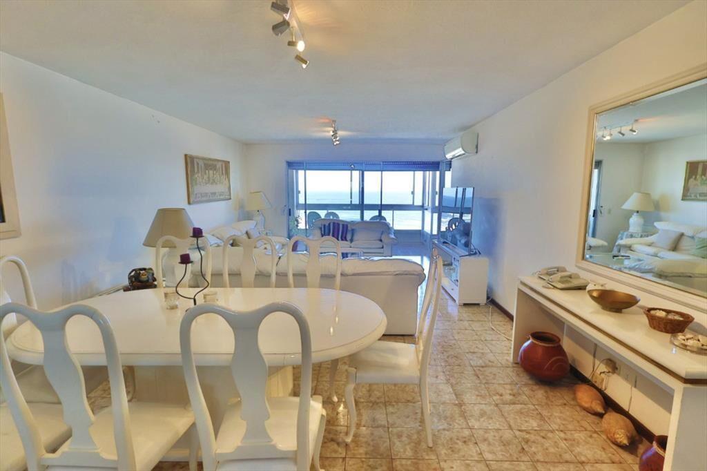 APARTAMENTO EN VENTA 3 DORMITORIOS EN EDIFICIO