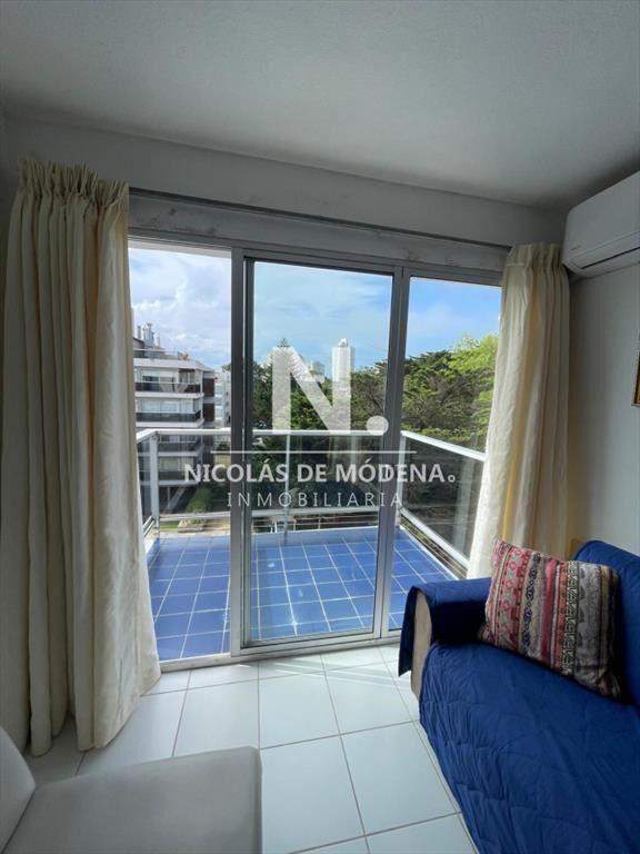 Apartamento en Punta del Este disponible en