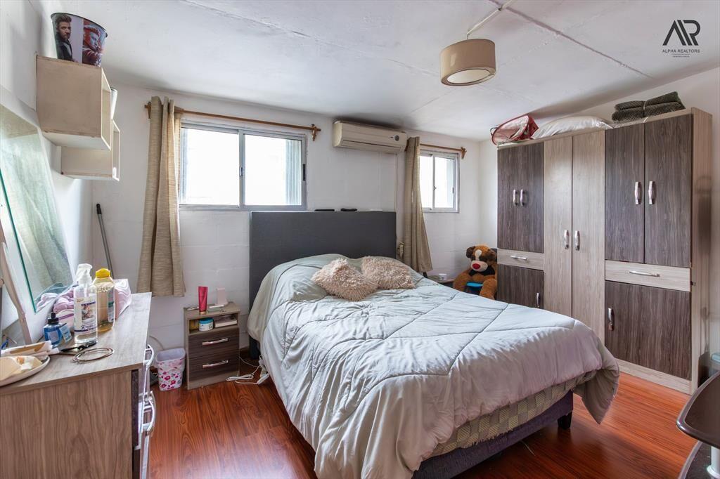 Casa en venta c/ cochera en Cerrito