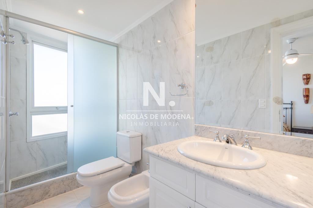Apartamento en venta de 3 dormitorios en Punta