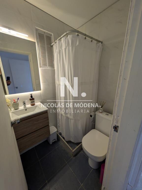 Apartamento de 3 dormitorios en venta en Punta