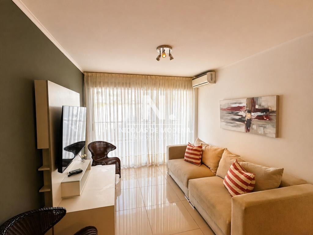 Moderno apartamento en Aidy Grill, Punta del