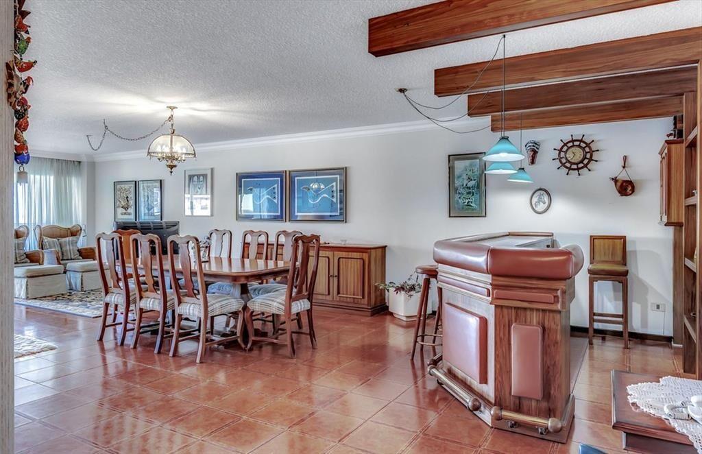 Apartamento 4 dormitorios venta vista a la brava