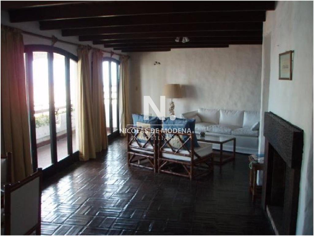 Apartamento en Peninsula  de 3 dormitorios mas en