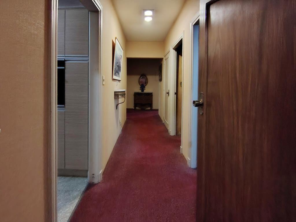 Apartamento en venta c/ cochera en Pocitos