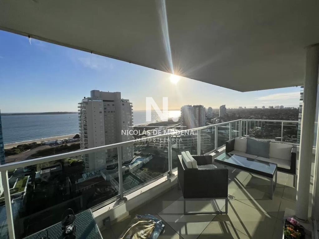 Gran departamento ubicado en Gala Tower, de 3