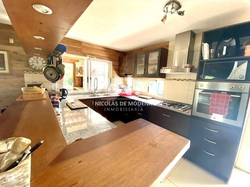 Vende casa en barrio privado la residence, de 4