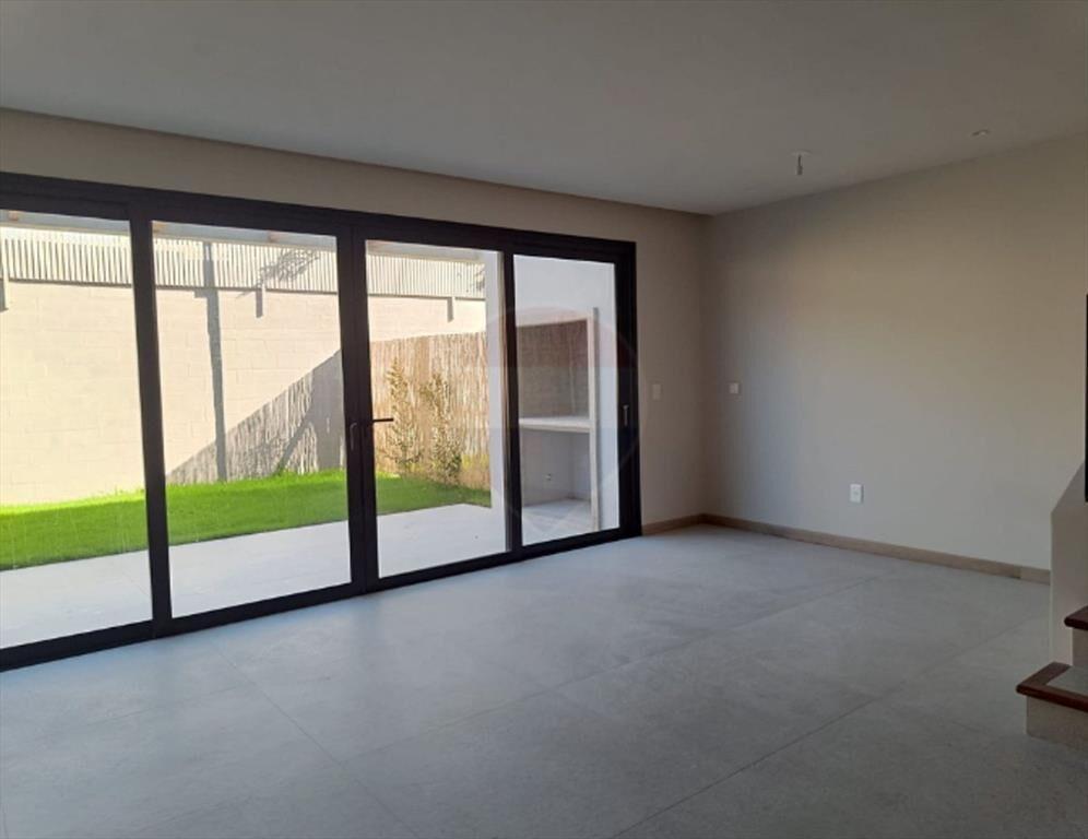 Venta casa dúplex, 3 dormitorios, Carrasco Norte