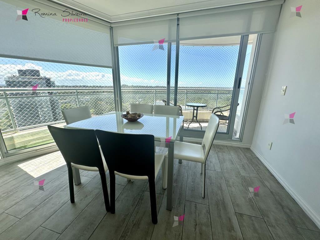 Pent House duplex en torre de categoria con