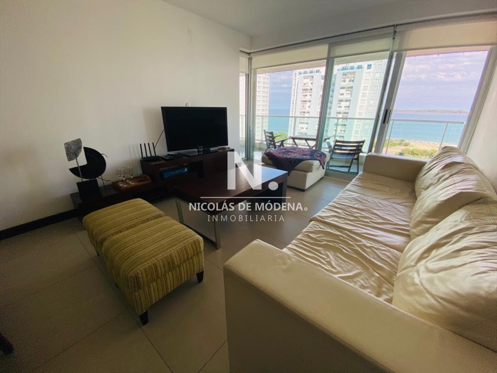 Departamento de 3 dormitorios en Mansa Punta del