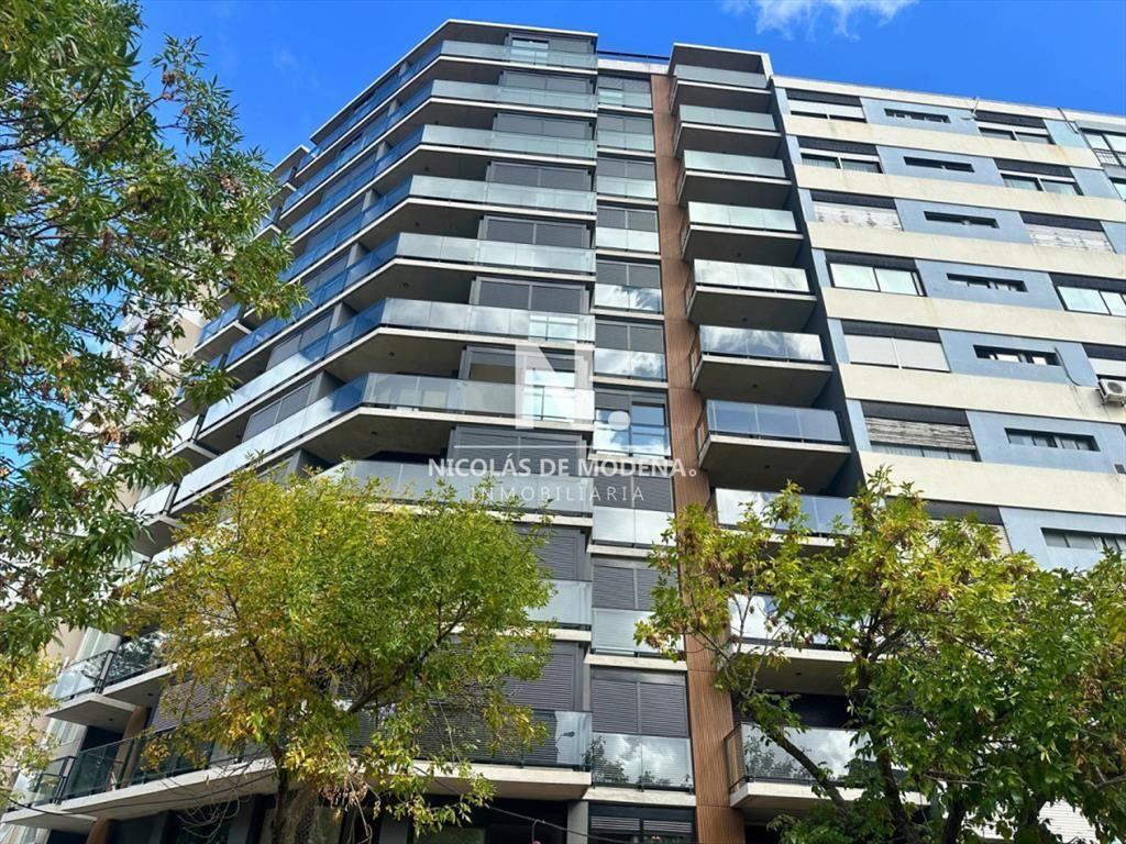 Excelente Apartamento de 1 Dormitorio con Gran Patio a Estr