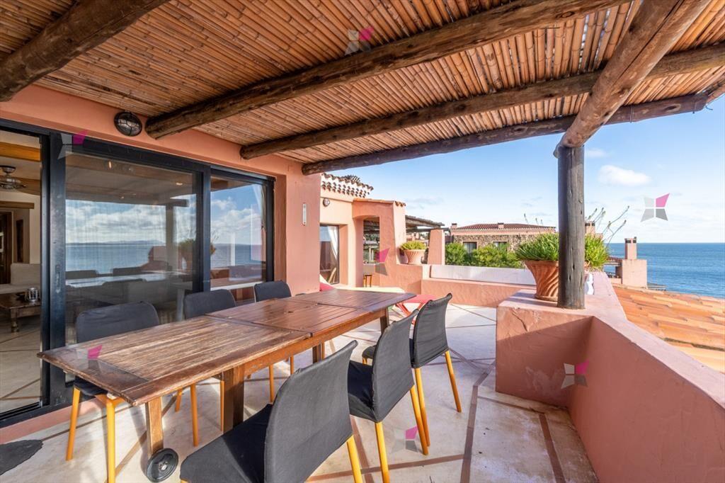VENTA DE APARTAMENTO DE 4 DORMITORIOS EN PUNTA BALLENA PUNT