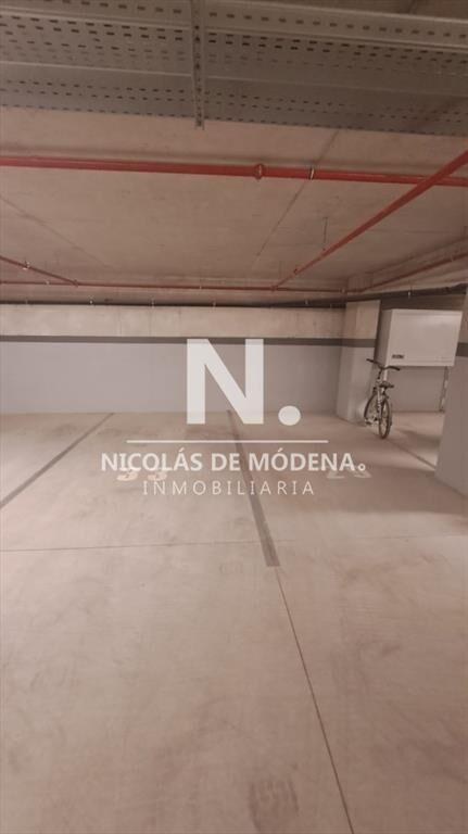 Vende apartamento de 2 dormitorios en punta del