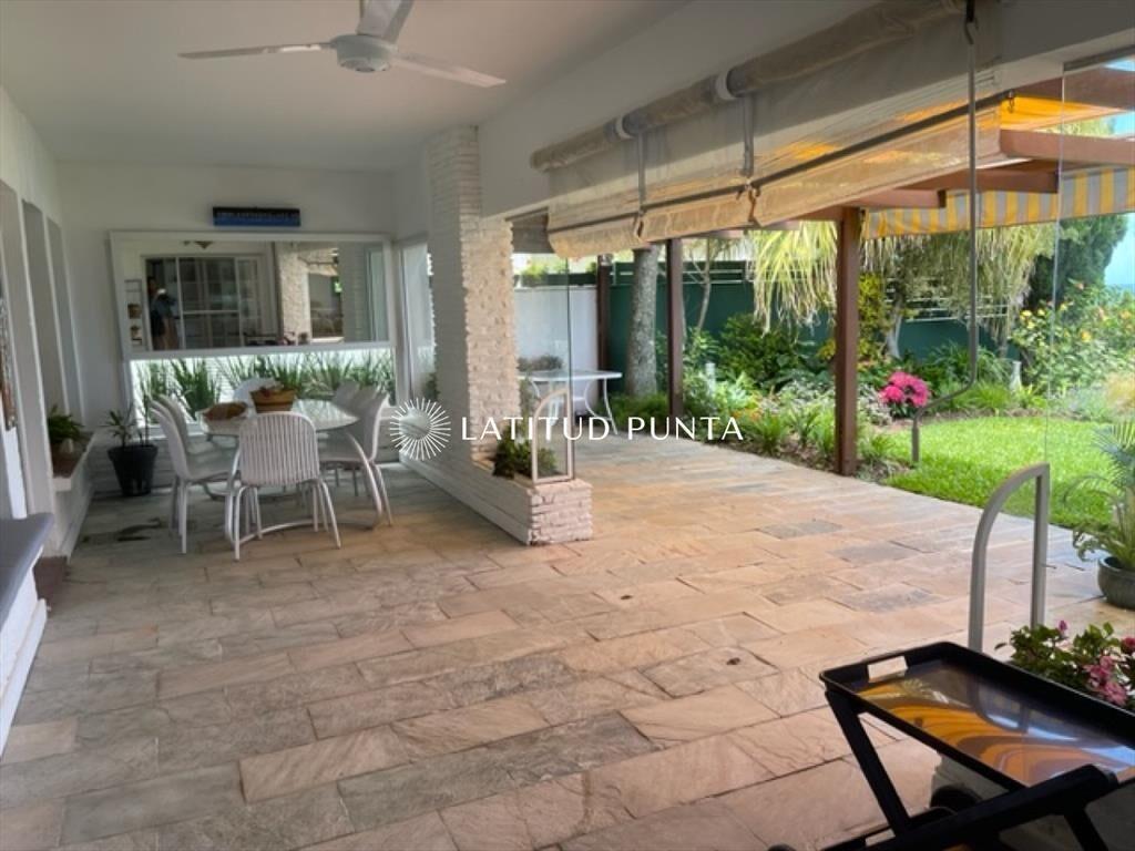 EmblemÃ¡tica residencia en PenÃ­nsula