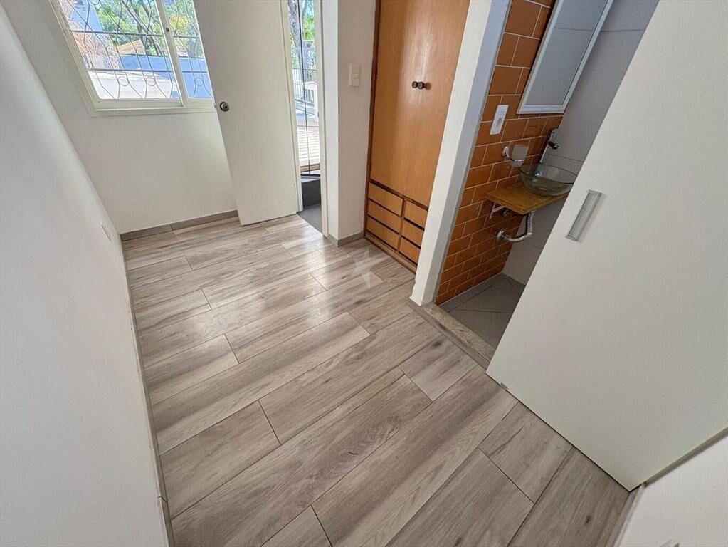 VENTA CASA POCITOS 3 DORM - 2 BAÑOS - AZOTEA C/PARRILLERO