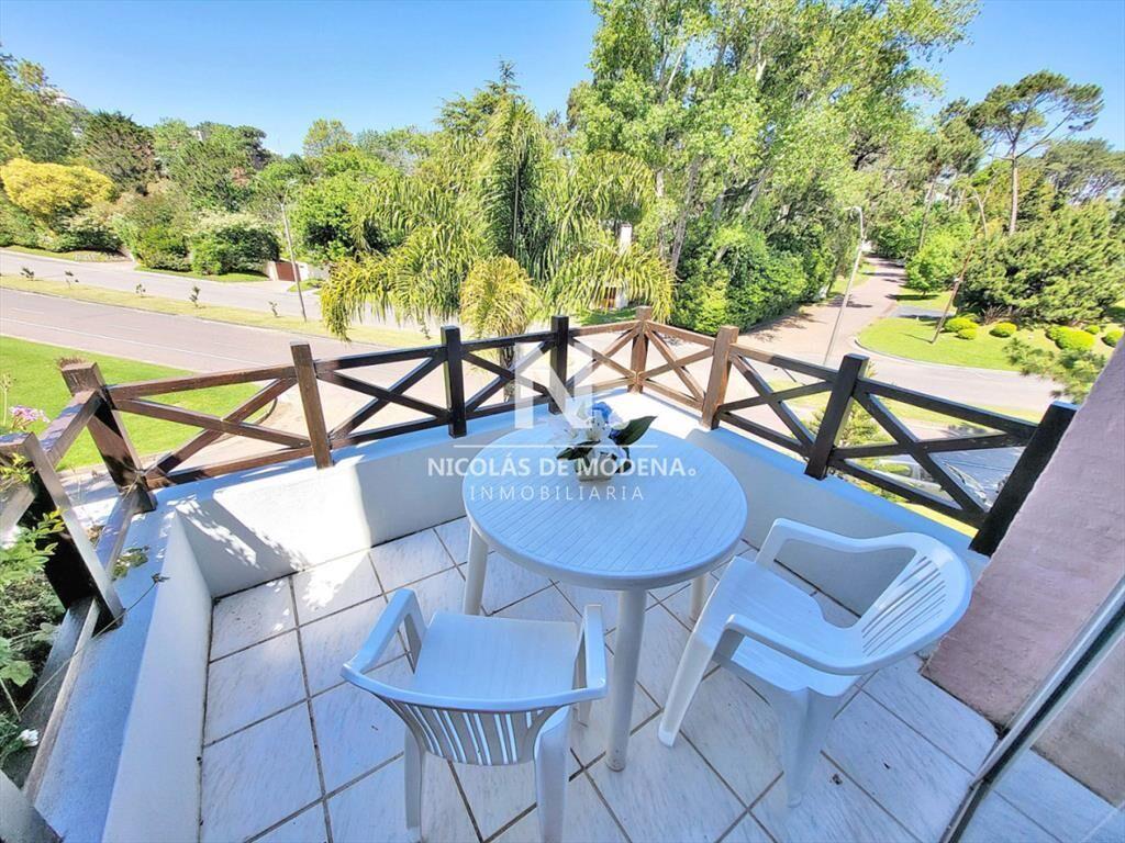 VENTA - Apartamento en Playa Mansa a pasos del