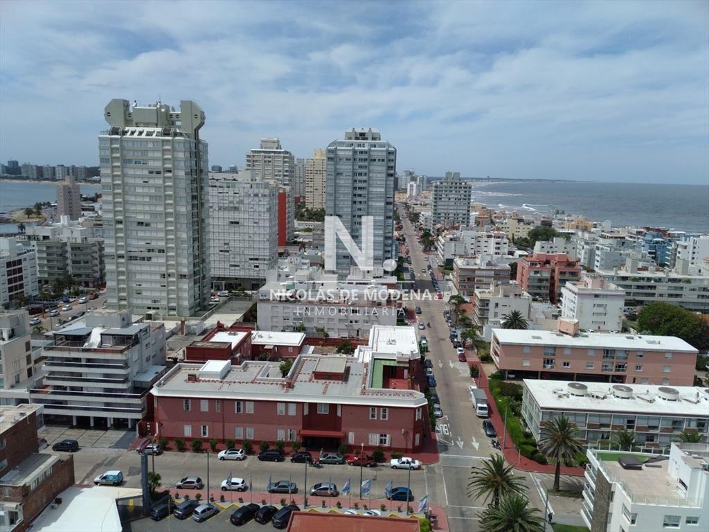 Apartamento en zona de Peninsula con hermosa a