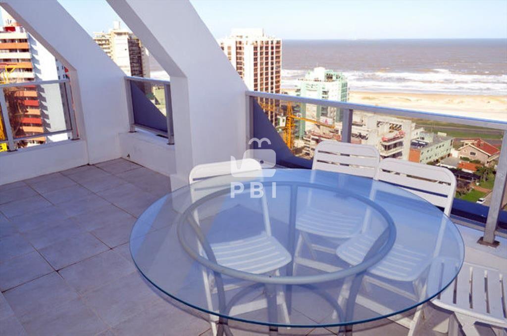 Apartamento en Brava,   - LONG BEACH - Ref :