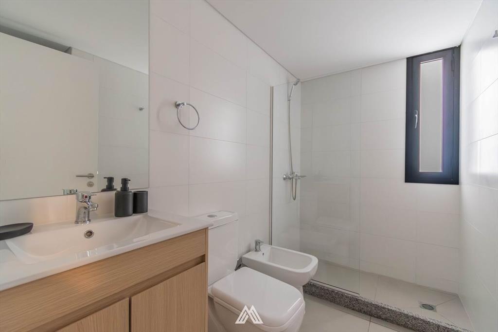 VENTA APTO UN DORM CON BALCÓN CON RENTA, POCITOS