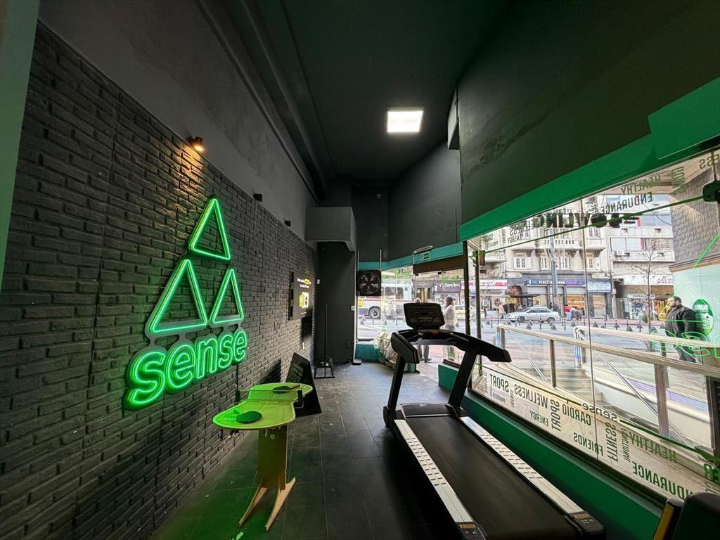 Alquila local comercial en 18 de julio y Ejido