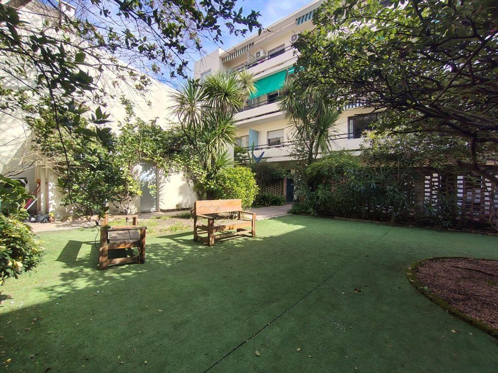Venta apartamento Pocitos 3 dormitorios 2 baños