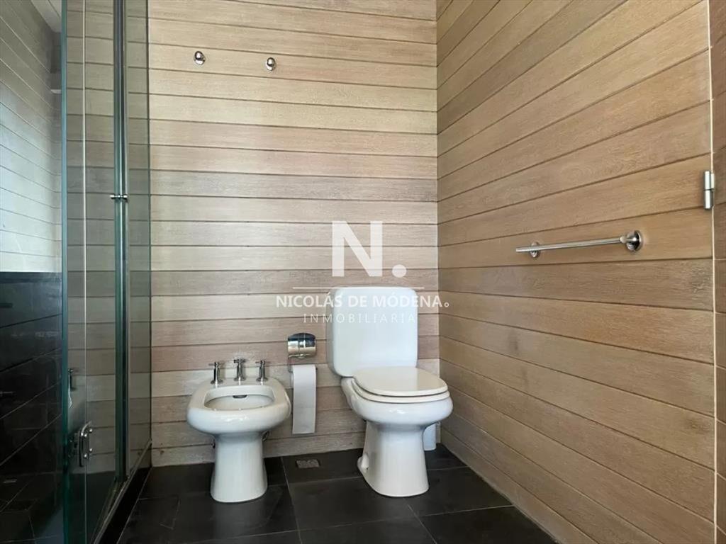Excelente casa en venta en Lugano.