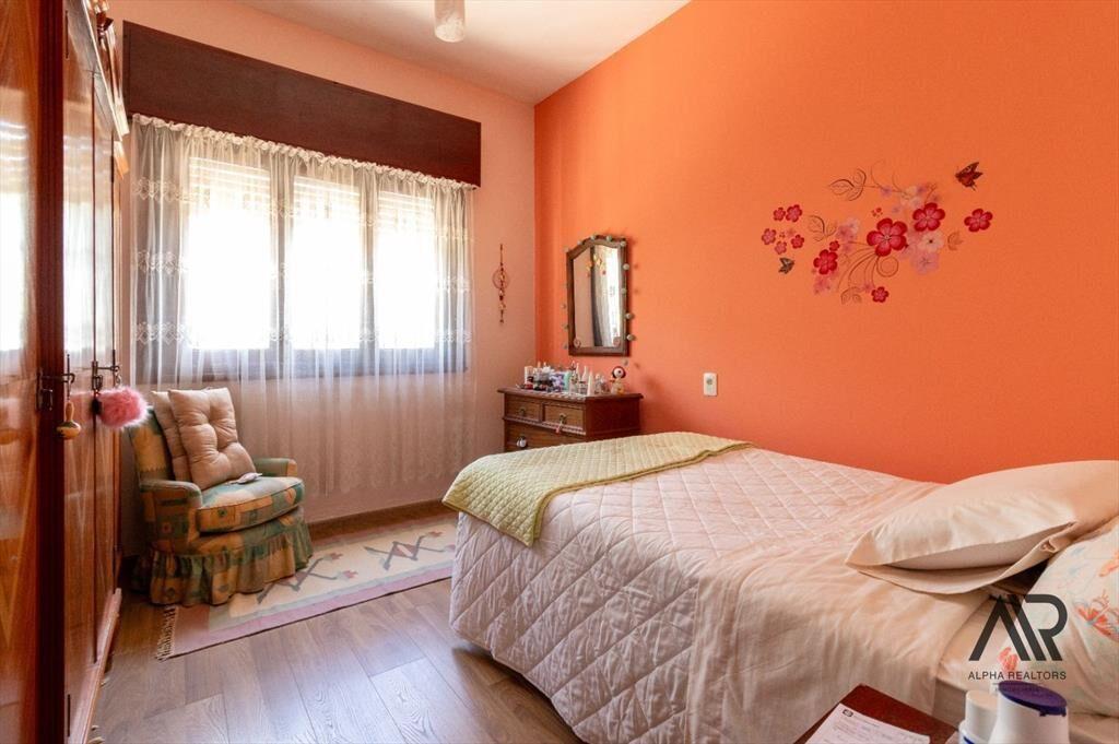 Venta casa 3 dormitorios y escritorio, barbacoa, zona Ce...