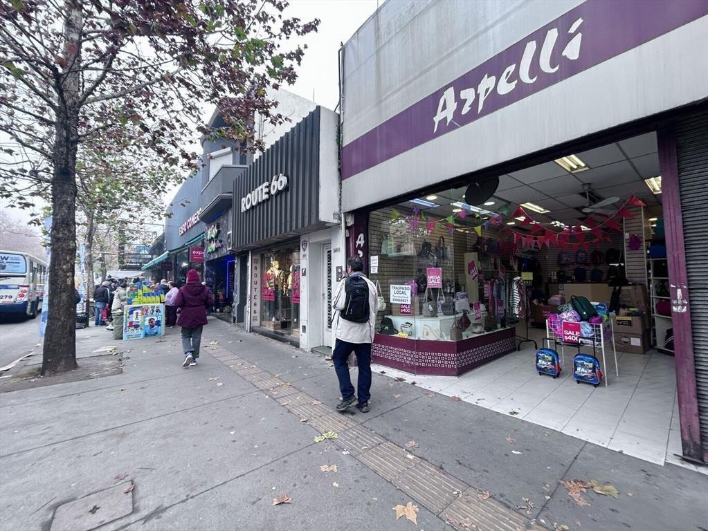 Alquiler local comercial sobre 8 de octubre