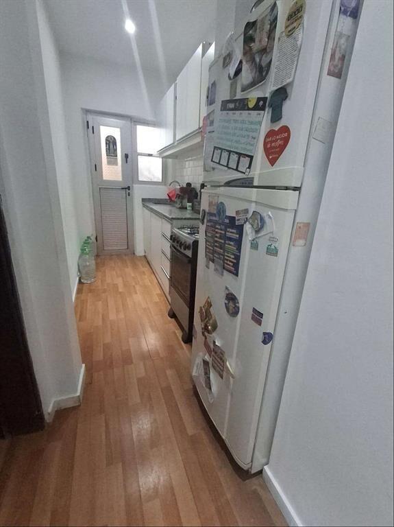 Venta de apartamento tipo casa, 2 dorm, patio, jardín, coch
