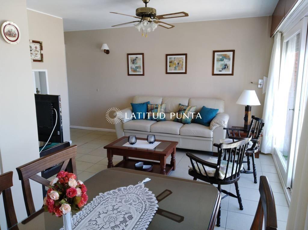 Peninsula, apartamento de dos dormitorios con