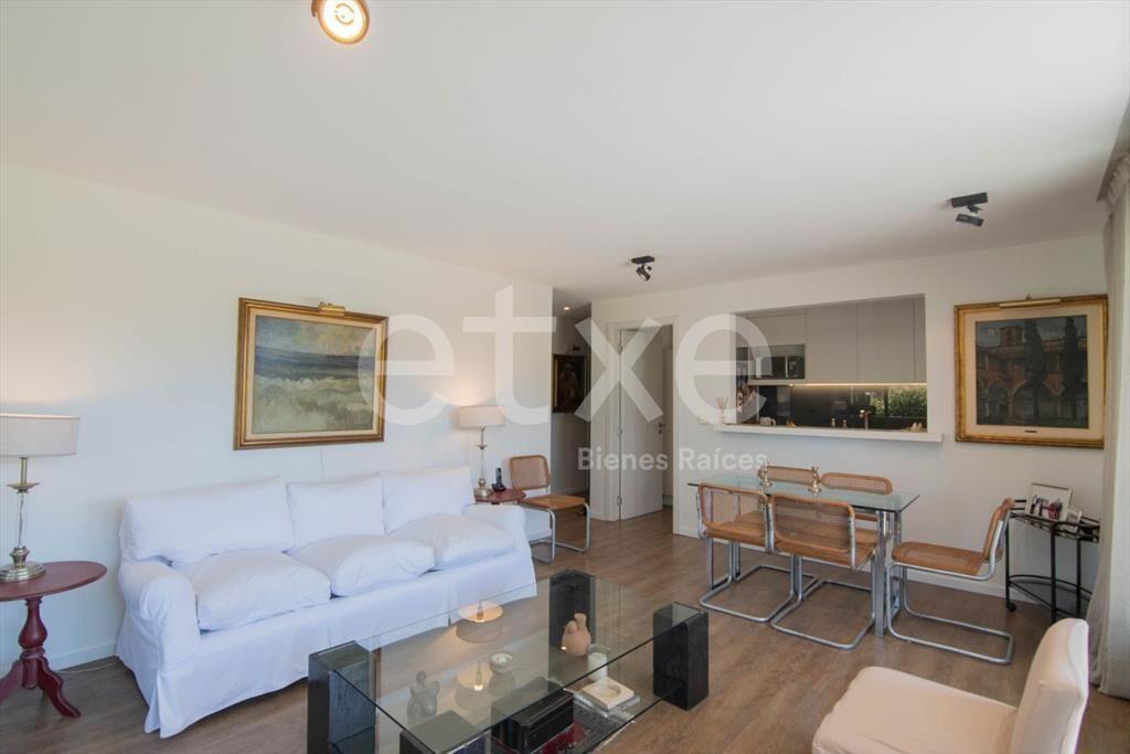 Apartamento planta baja Venta Jardines de Carrasco...