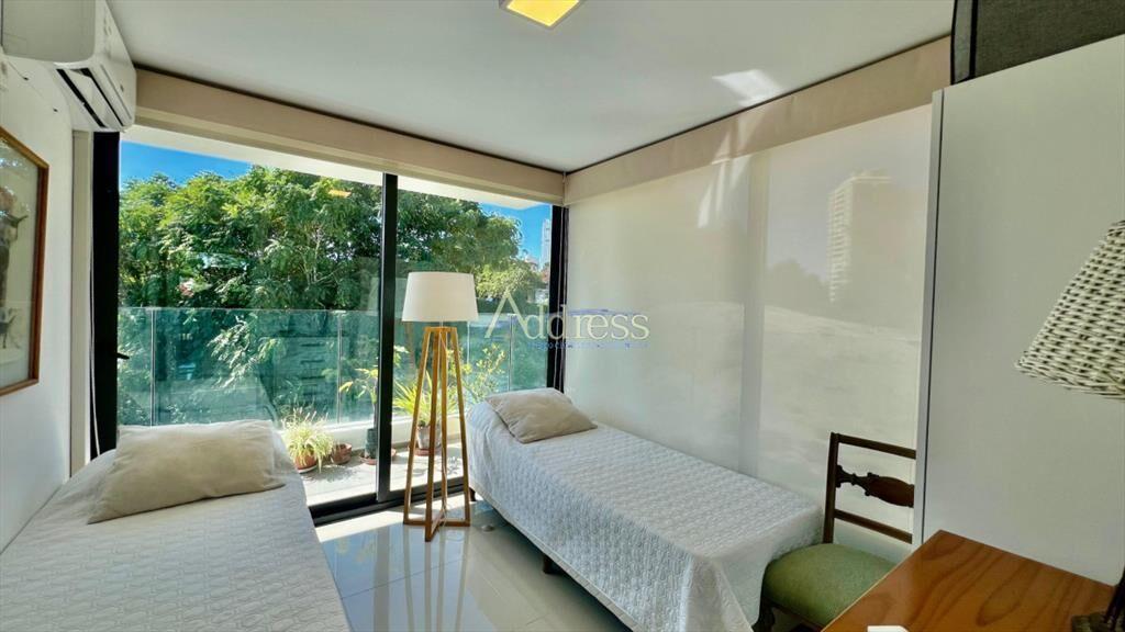 Apartamento en Venta Playa Mansa 2 dormitorios