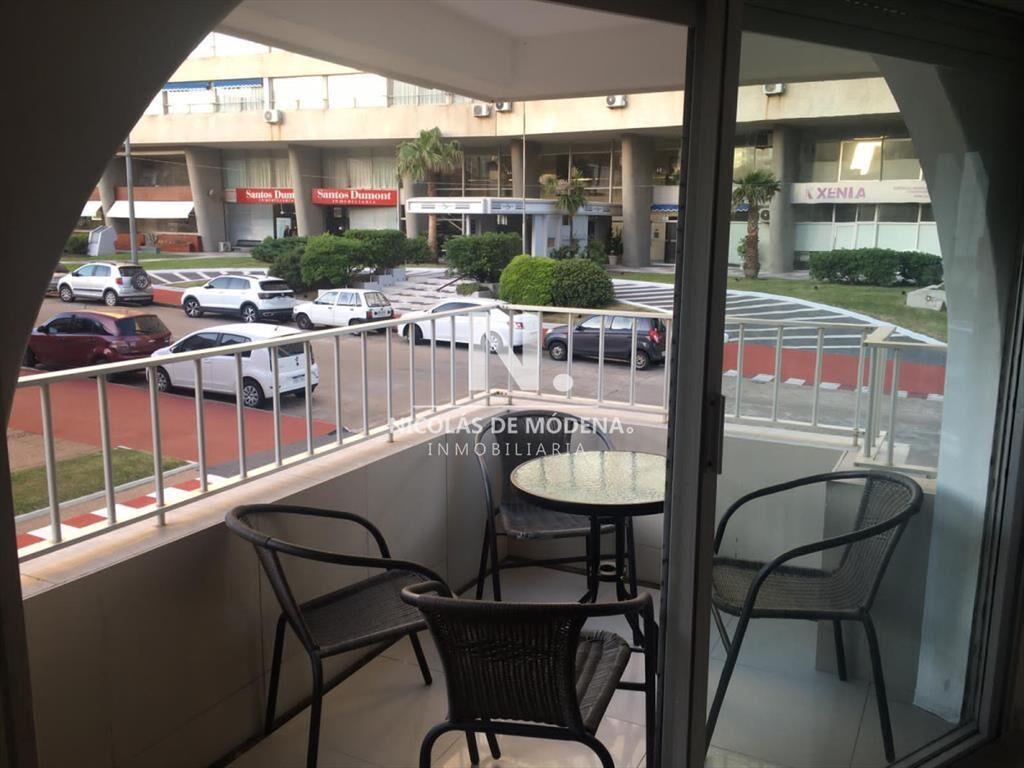 Hermoso departamento en la peninsula!