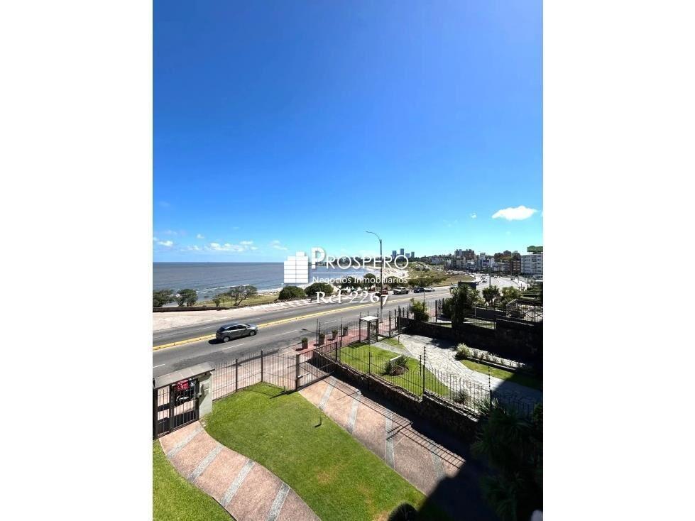 2267 venta apto 2 dorm Malvin c/balcon fte a la Rambla