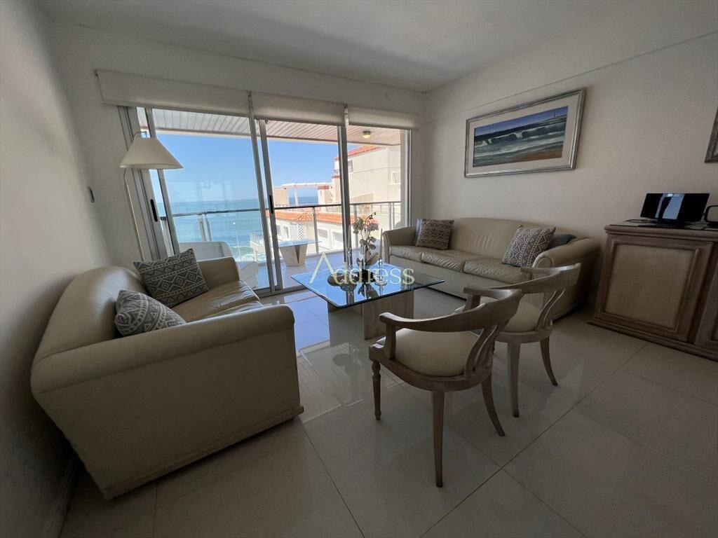 peninsula, frente al mar