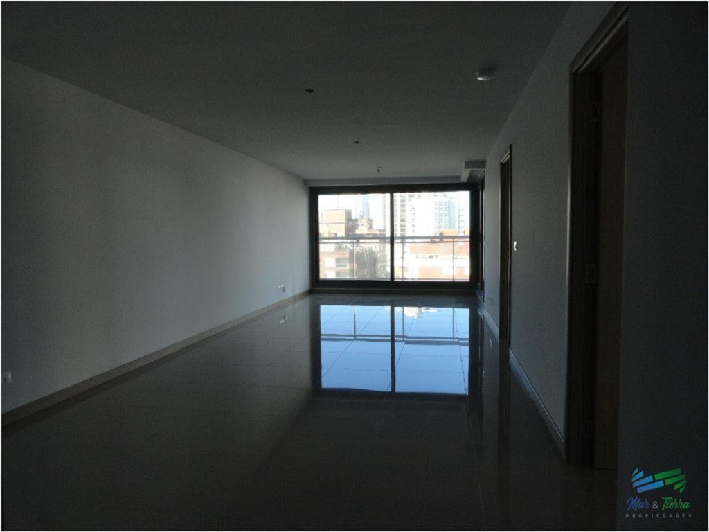 Apartamento en Brava, 2 dormitorios *