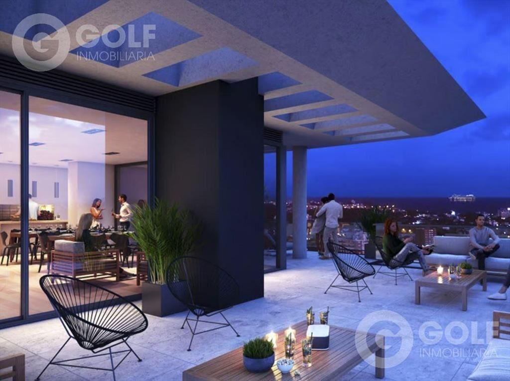 Venta de apartamento de 1 dormitorio con terraza al frente