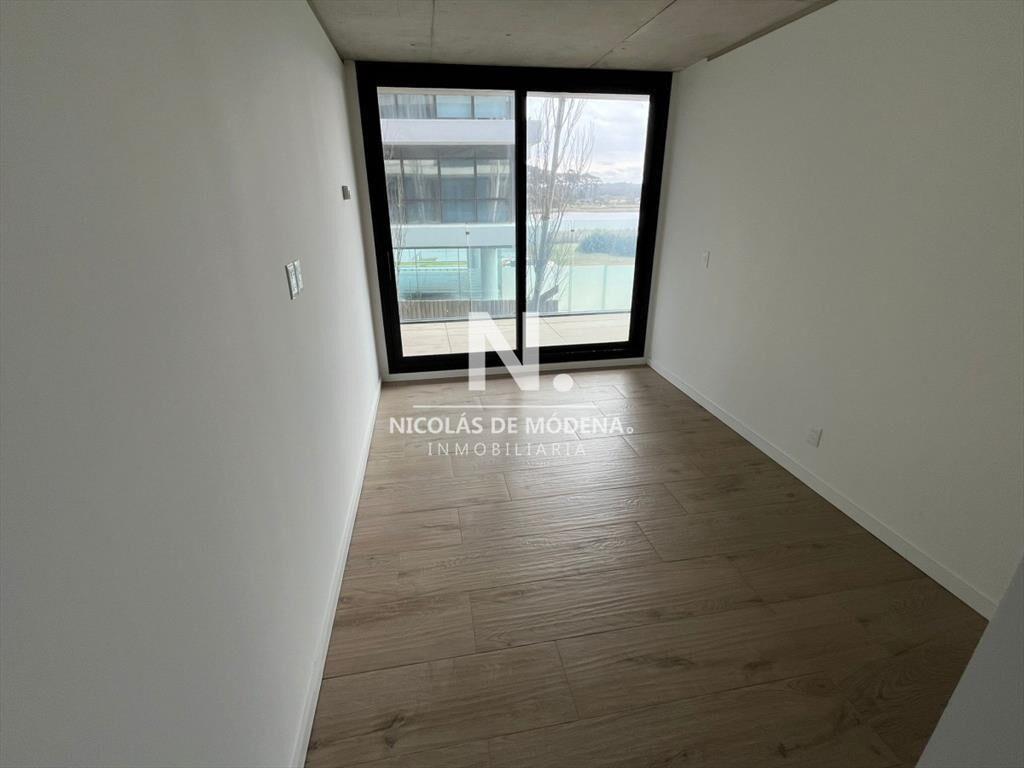 Departamento de 2 dormitorios con 2 baños en