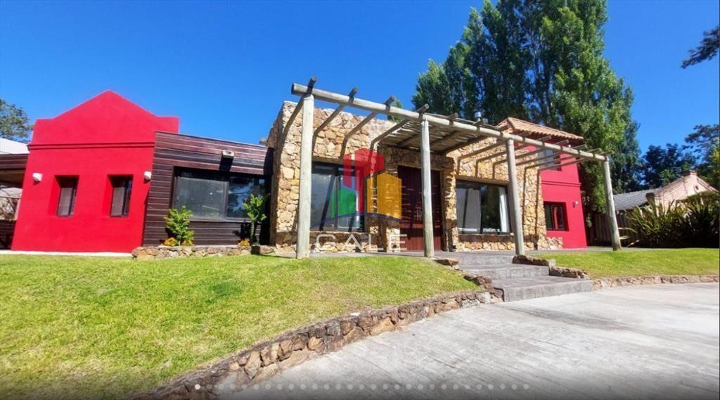 Casa en Alborada - Punta del Este