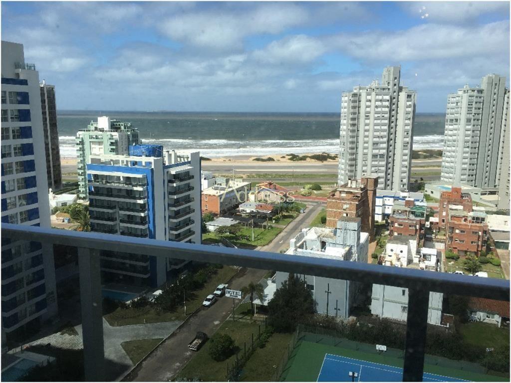 Apartamento en Brava, 1 dormitorios *