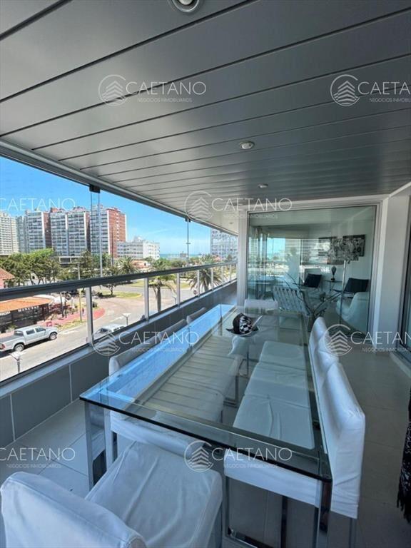 Apartamento en Mansa, 3 dormitorios alquiler