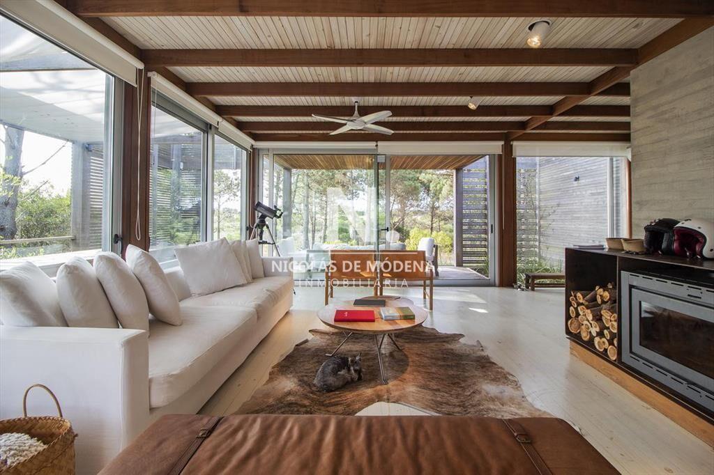 Casa en venta de 4 dormitorios en Laguna