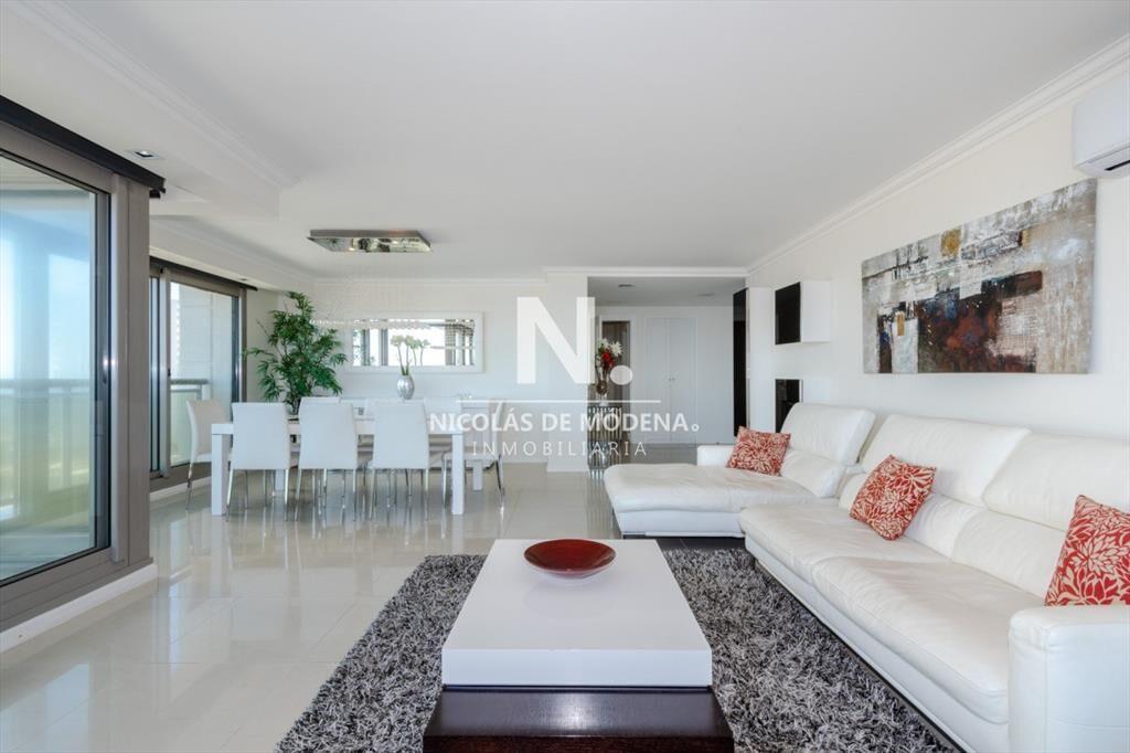 Vende Apartamento en Brava - Punta del Este de 4