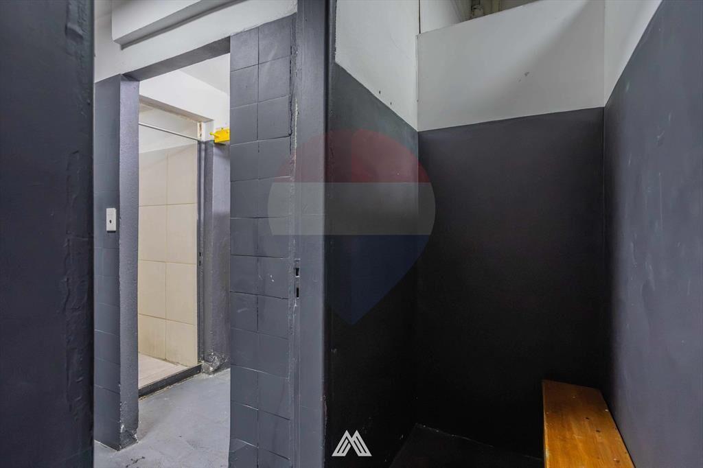 VENTA LOCAL CORDON SUR MUY AMPLIO CON RENTA
