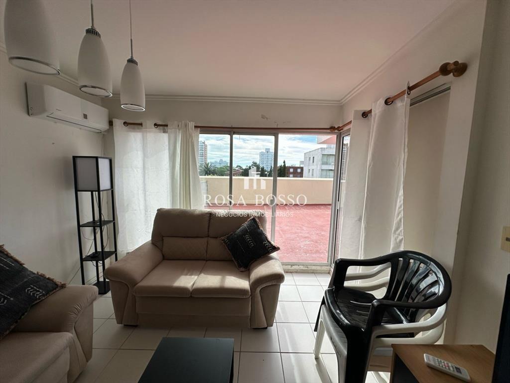 Apartamento en venta y alquiler de 3 dormitorios