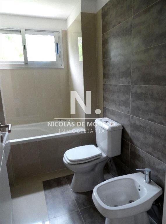 En venta.. Pedragosa Sierra- Punta del Este