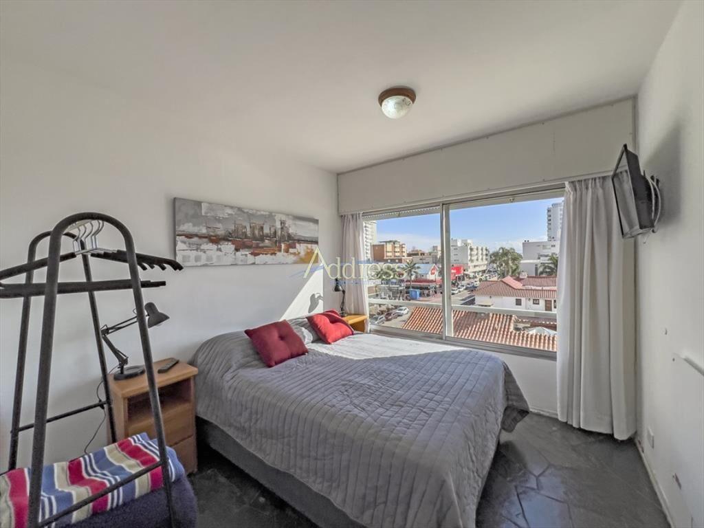 Peninsula 1 dormitorio y 1/2